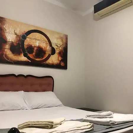 Luxury 400 M2 4 Bedroom With Sea View In *